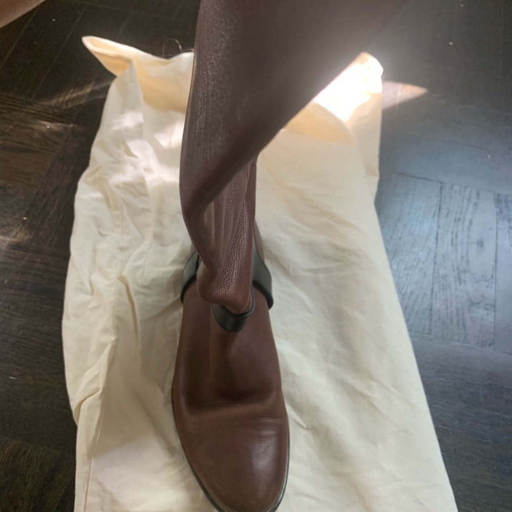 Lanvin leather round-toe boots